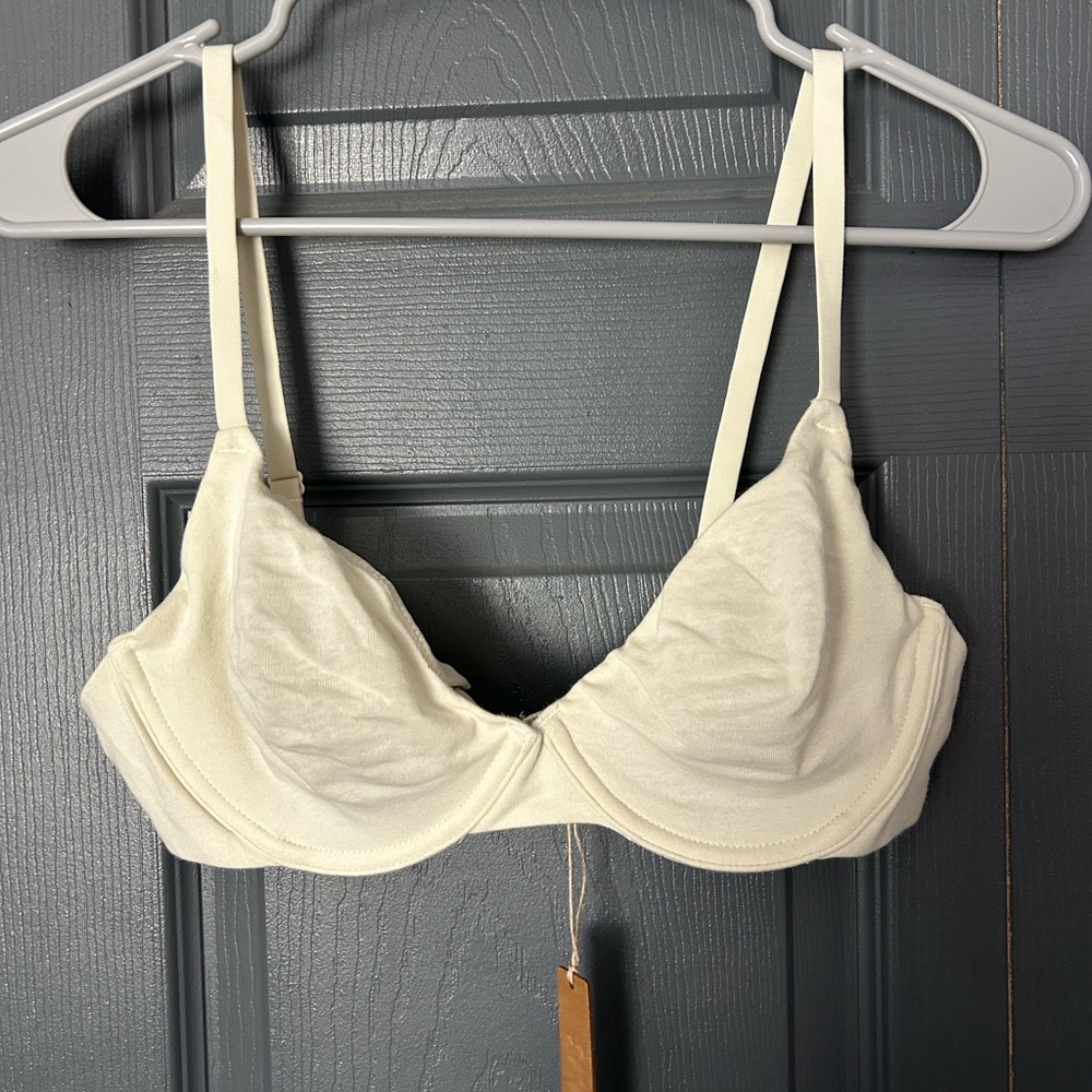SKIMS Women’s Cotton Jersey T-Shirt Bra